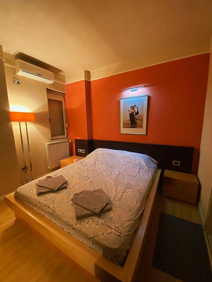 Sunshine Place Elbasan Bagian luar foto