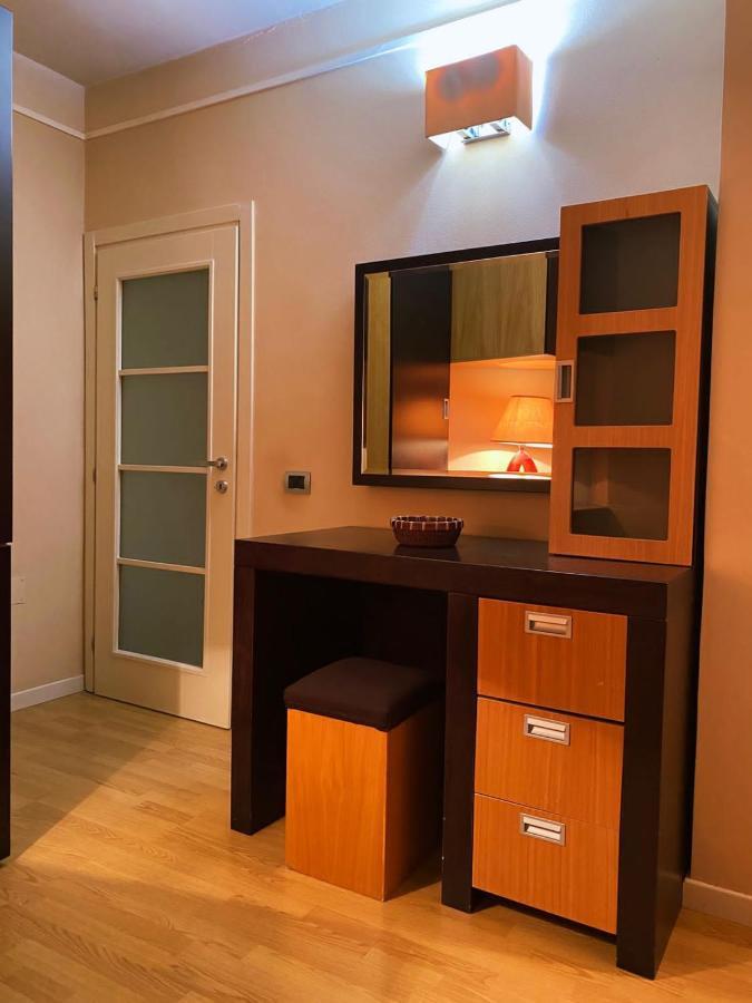 Sunshine Place Elbasan Bagian luar foto